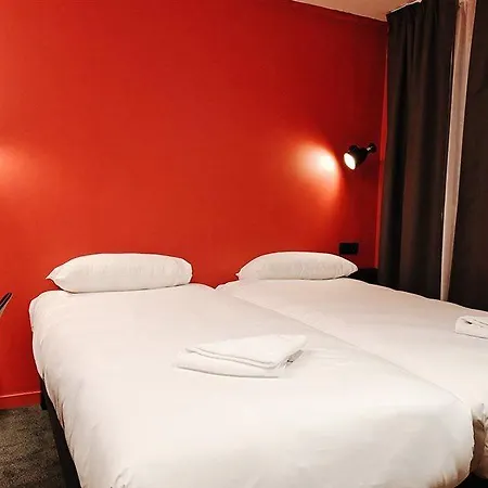 Ibis Styles Gare De L'est Magenta Отель Париж