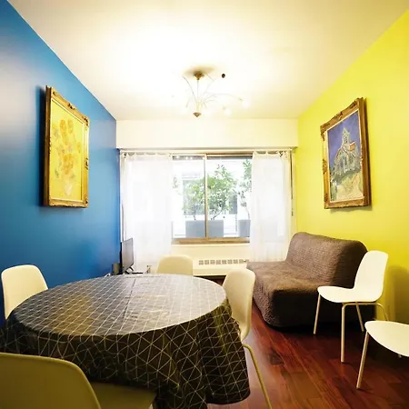 Colored Appt To Beaugrenelle Apartment *