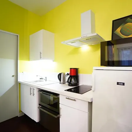 Colored Appt To Beaugrenelle Apartment