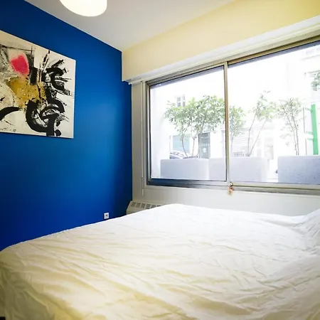 Colored Appt To Beaugrenelle Apartment Paris