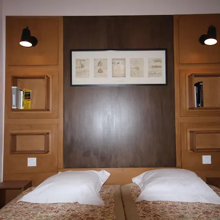 Rachel Hotel
