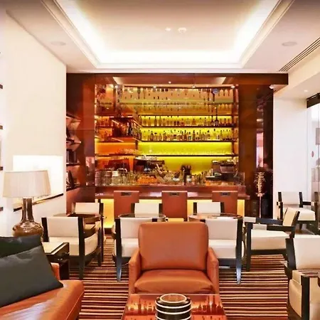 Montaigne Hotel 5*