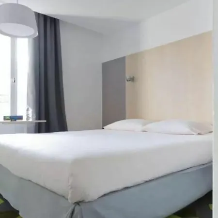 Ibis Styles Cadet Lafayette Hotel