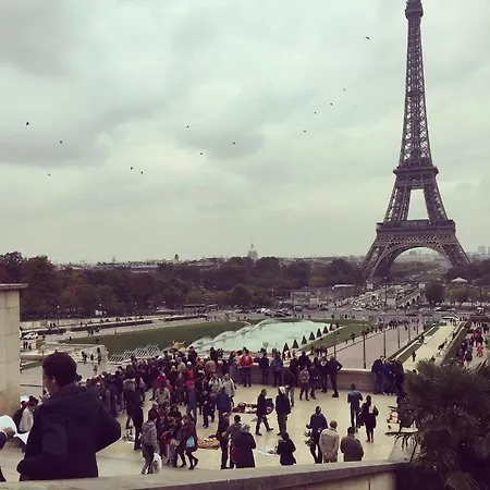 Cosy Near Eiffel Tour * 파리