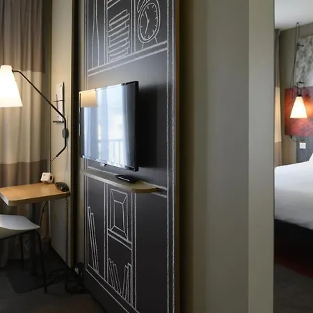 Ibis Tour Montparnasse 15eme Hotel Paris