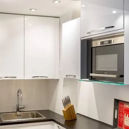 Quiet, Cozy, Design In *