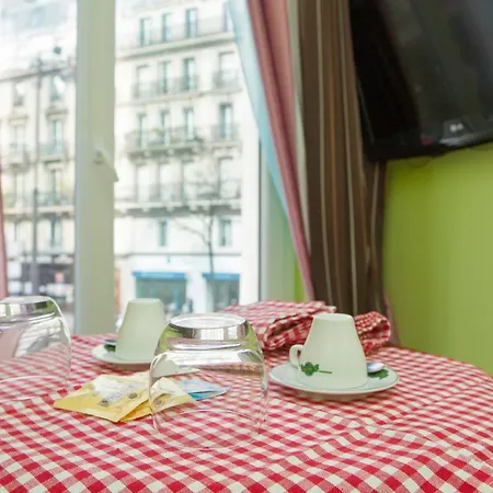 Couette-café Club246 Saint Martin