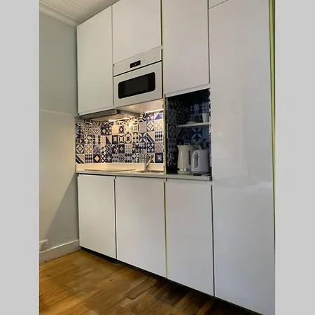5 District Luxembourg Gardens Apartment Paris