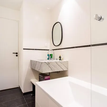 Amazing Apartment-lafayette Galleries-madeleine-ac *