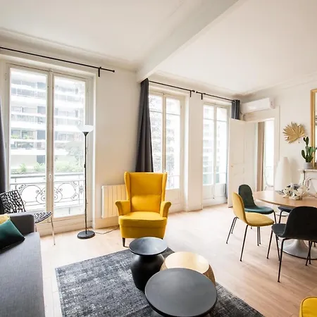 2 Br Near Tour Eiffel&trocadéro Paris