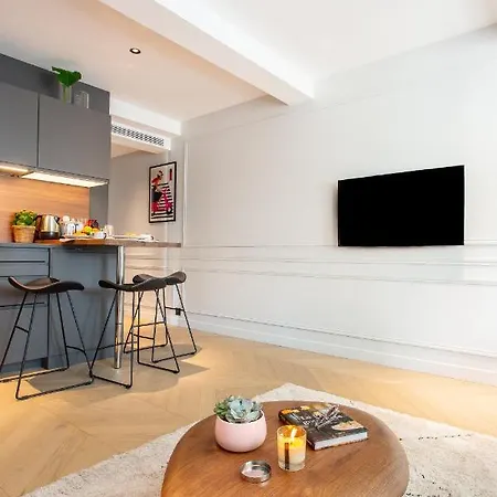 Apartment Cmg Caire Saint-denis Paris