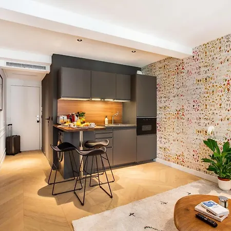 Apartment Cmg Caire Saint-denis Paris