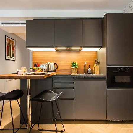 Apartment Cmg Caire Saint-denis Paris