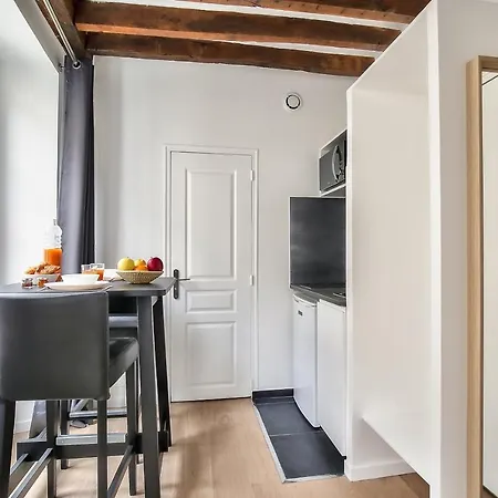 Appartement Cosy Mezzanine In The Heart Of *