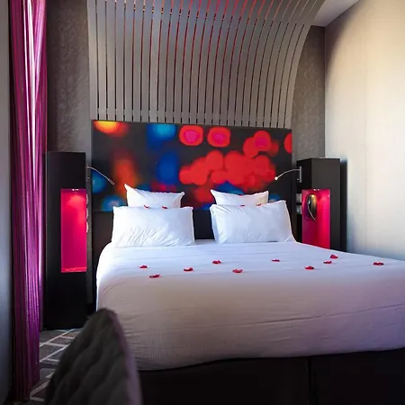 Eiffel Aparthotel