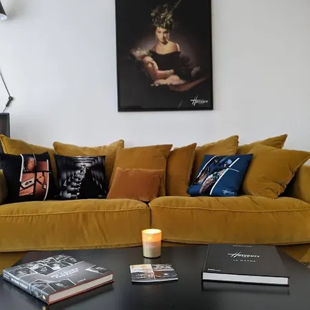 Apartment Residences Harcourt - Ile Saint Louis - *