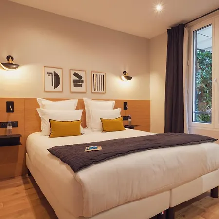 Tinah Paris, Champs Elysees 2*