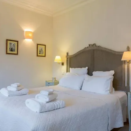 27 Avenue De La Bourdonnais 75007 Chablis Appartement *