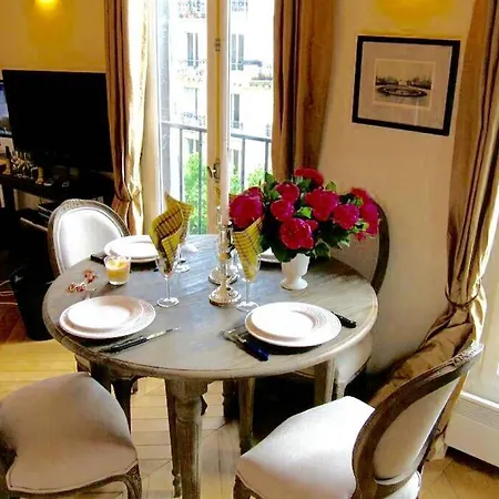 27 Avenue De La Bourdonnais 75007 Chablis Appartement *
