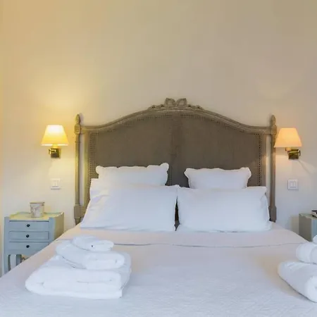 27 Avenue De La Bourdonnais 75007 Chablis * Paris