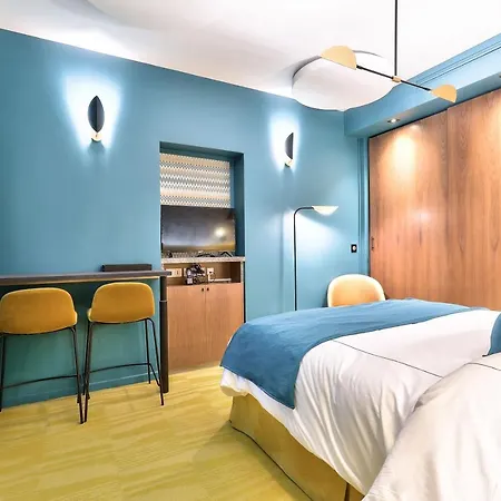 33 Marbeuf Aparthotel Paris