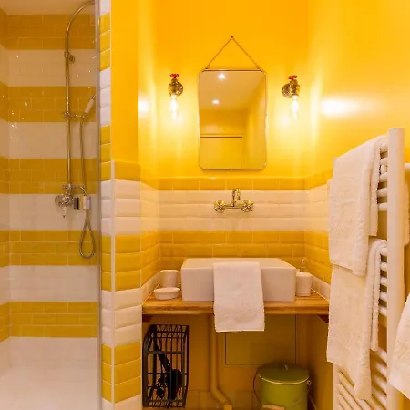 Be You Luxury - La Chouette 4*