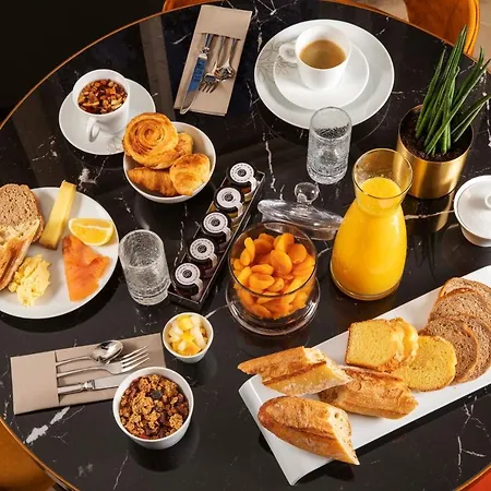 Aiglon Hotel