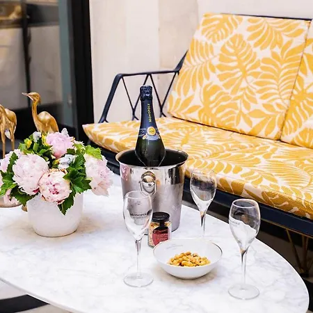 Hotel George Washington Paris