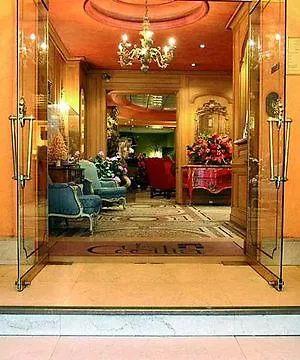 Cecilia Hotel