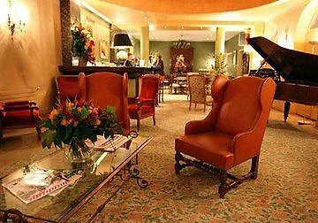 Hotel Cecilia 3*