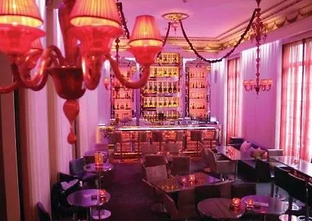 Pershing Hall Hotel Paris
