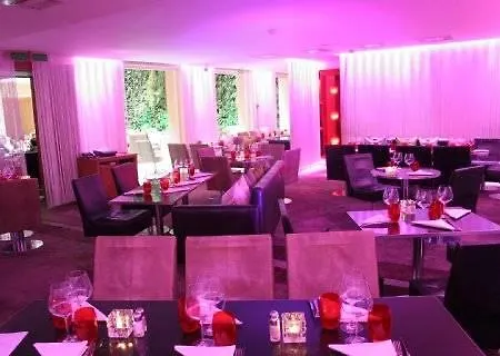 Pershing Hall Hotel Paris