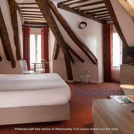 Des 3 Collèges Hotel 3*