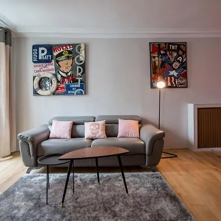 Spacious And Charming 2 Bedroom Flat A Madeleine Paris