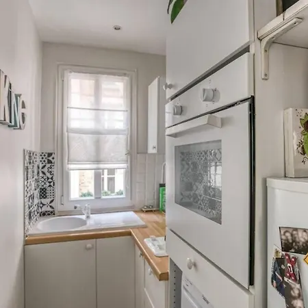 Stunning 2 Bedrooms In * Paris