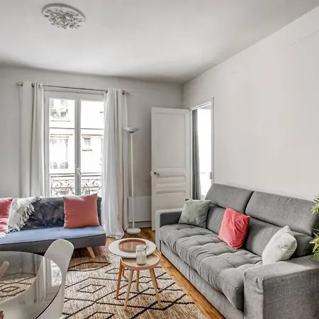 Stunning 2 Bedrooms In * Paris