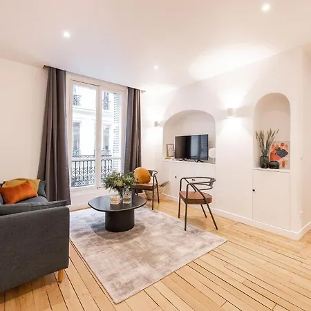 And Renovated Parisian Apartment, 6-7 Guests Appartement