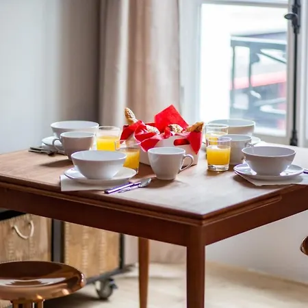 Spacious And Charming 2 Bedroom Flat A Madeleine * Paris
