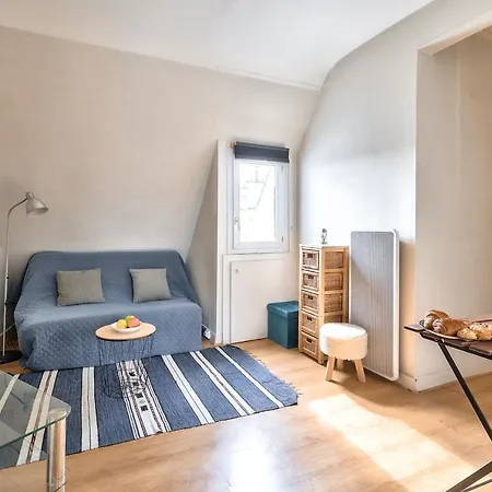 New Parisian With View In The 11th Apartment *
