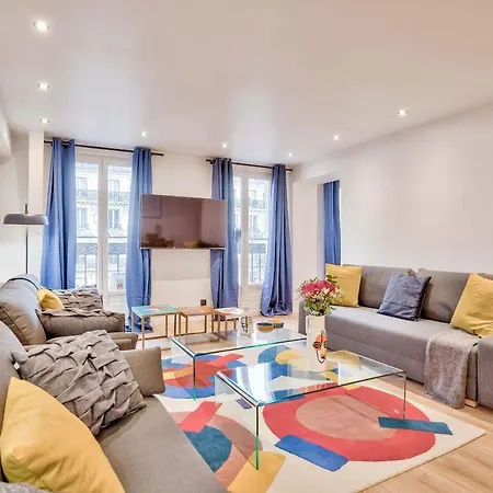 Apartment 102 - Urban Opera Picasso