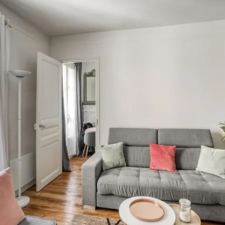 Stunning 2 Bedrooms In Apartment