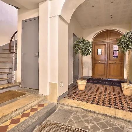 The Perfect Parisian 2 Bdrs Flat At Le Marais Apartment *