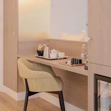 Hotel Xo 4*