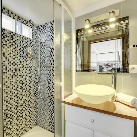 1st - Chatelet Les Halles - Rue Ferronnerie - Id 161 Paris