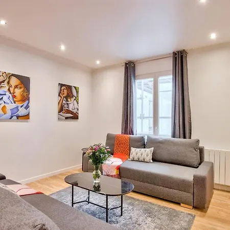 Apartment 104 - Urban Opera Lafayette