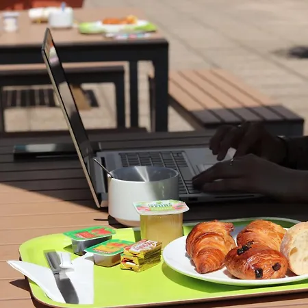 Ibis Budget La 19eme Ξενοδοχείο 2*