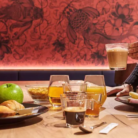 Ibis Styles Gare De L'est Magenta Paris