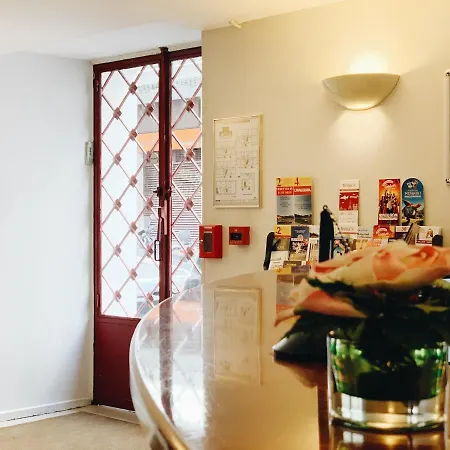Bellevue Montmartre Hotel