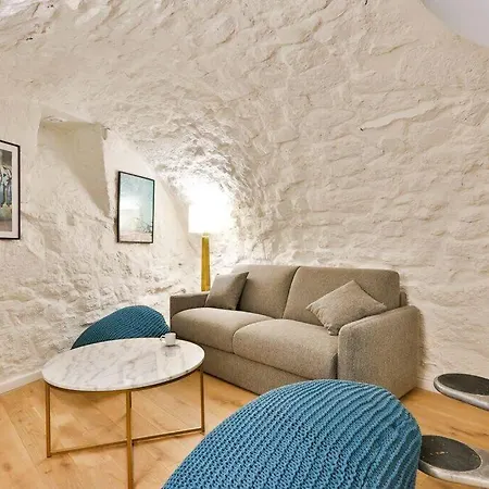 Appartement Sweet Le Marais, Place Des Vosges 4/5pers! Parijs