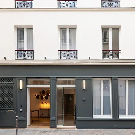 Au Coeur Des Arts Et Metiers Hotel